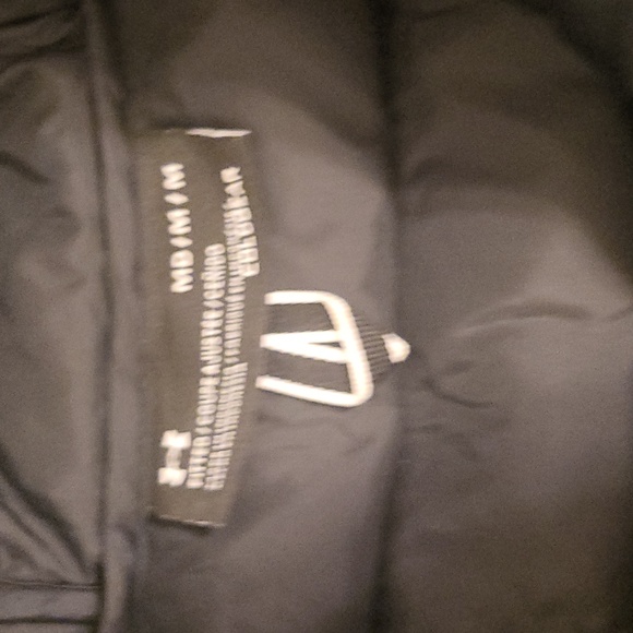 Underarmour down goose jacket, unisex size medium, I'm size large. - Picture 2 of 5